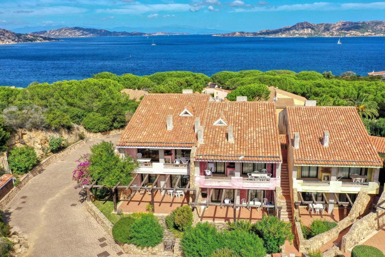 Aparthotel Baia Del Faro Palau Exteriér fotografie