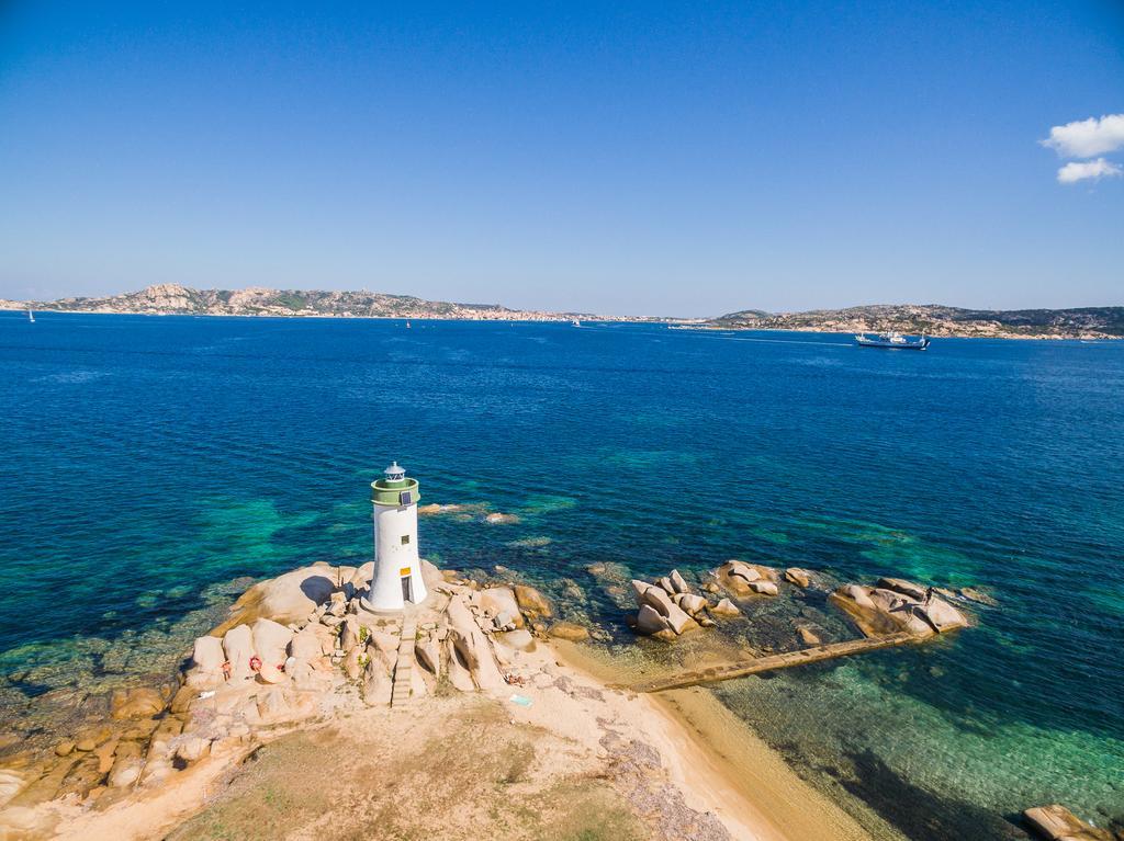 Aparthotel Baia Del Faro Palau Exteriér fotografie
